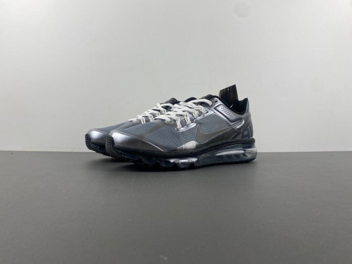 NIKE Air Max 2013 ''Metallic Cool Grey'' HQ3481-099