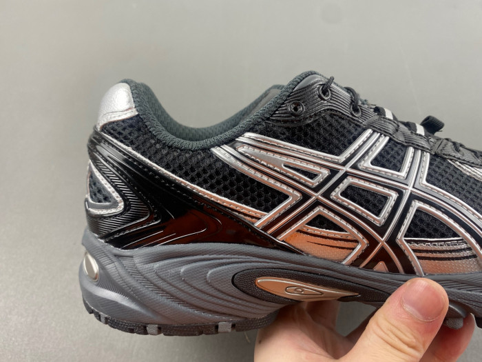 As*ic*s gel kahana tr v4 