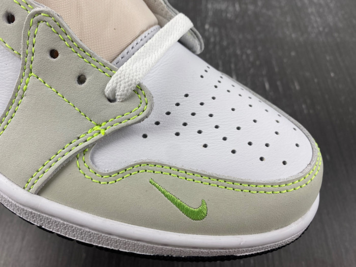 Jordan 1 Retro Low White Ghost Green Black DM7837-103