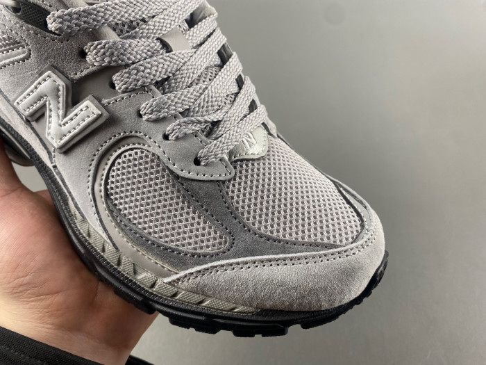 New Balance 2002R Big Kid 