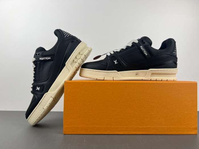 LV TRAINER SNEAKER LVT-000628