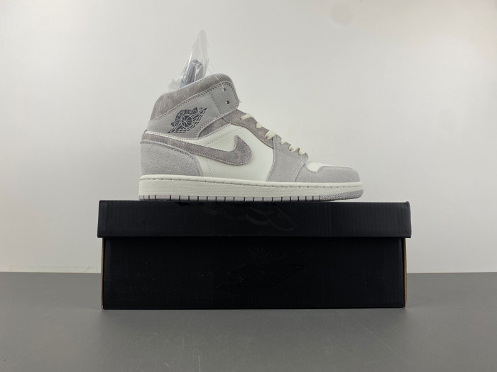 Air Jordan 1 Mid SE Neutral Grey Sail FQ7720-002