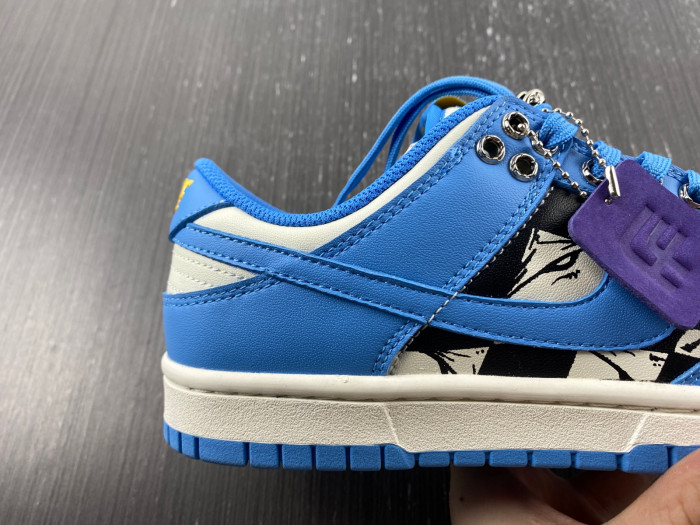 nike dunk low Ch*0me He**ts