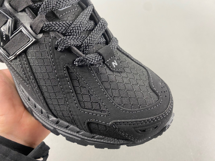 New Balance 1906R Cordura 