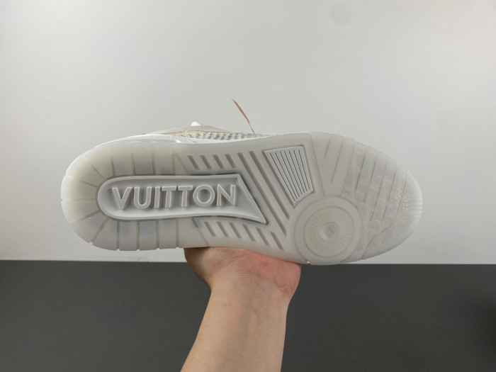 LV TRAINER SNEAKER LV-000558