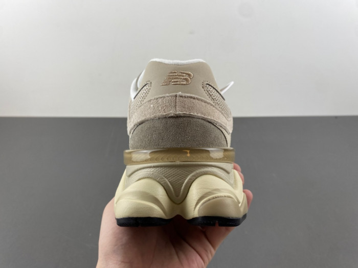 NEW BALANCE 9060 