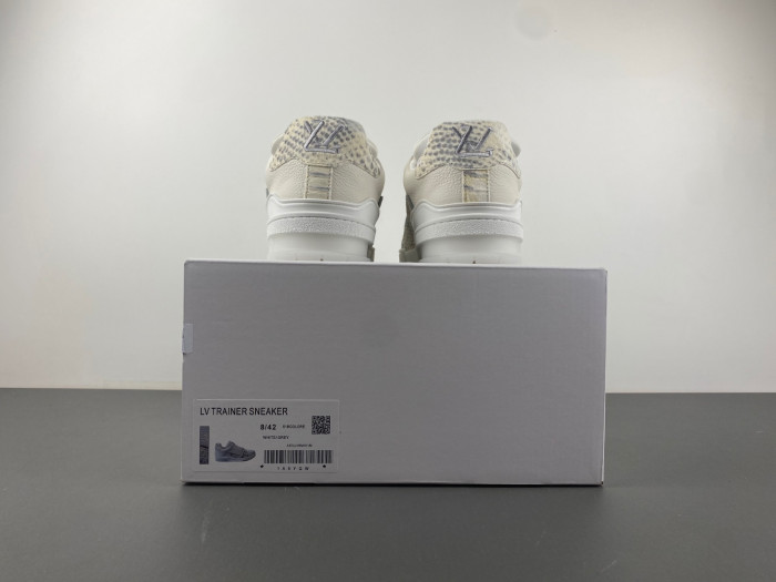 LV TRAINER SNEAKER LV-000558