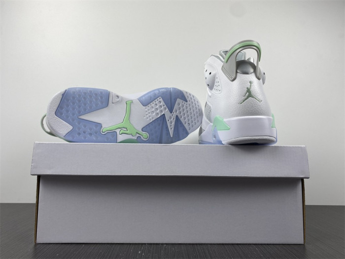 AIR JORDAN 6 MINT FOAM WMNS DQ4914-103