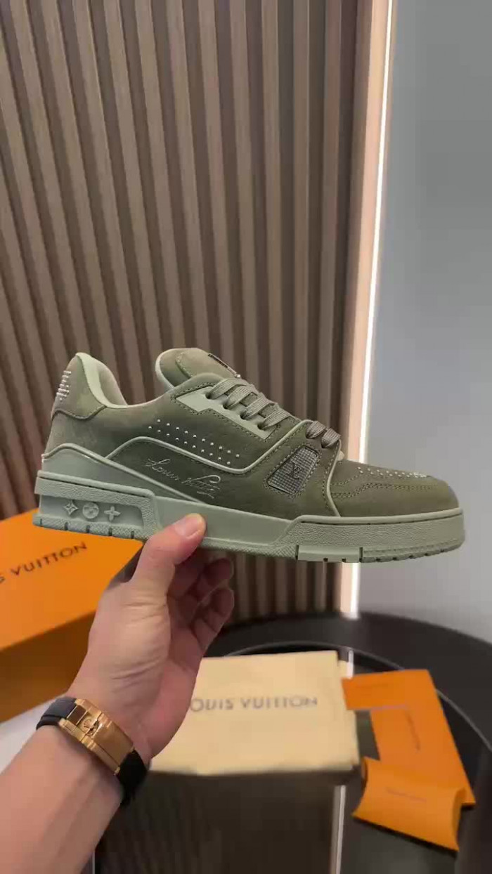 LV TRAINER SNEAKER LVT-000619