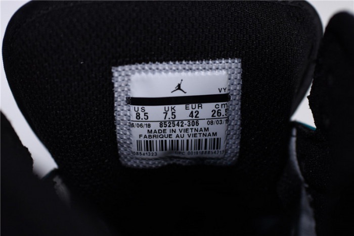 Air Jordan 1 Mid South Beach 852542-306