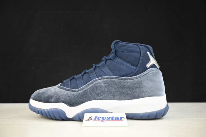 Air Jordan 11 Velvet WMNS “Midnight Navy” AR0715-441