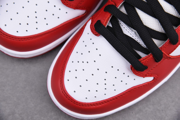 Nike SB Dunk Low Chicago BQ6817-600