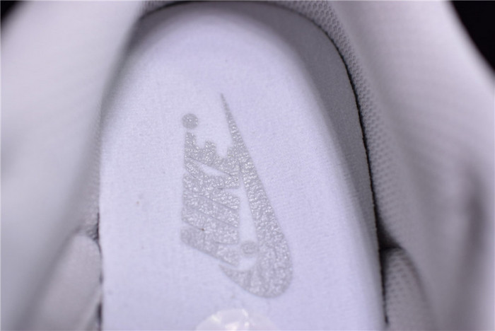 Nike Dunk Low Photon Dust CU1726-201