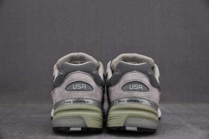 NEW BALANCE SNEAKER NB040