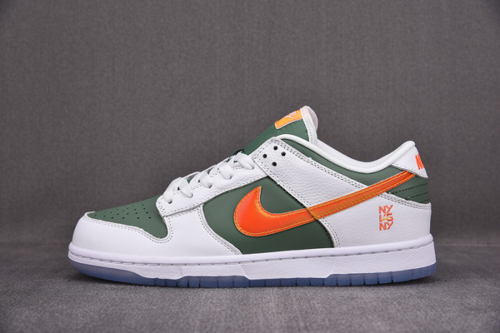 NIKE SB DUNK LOW “NY VS NY” DN2489-300