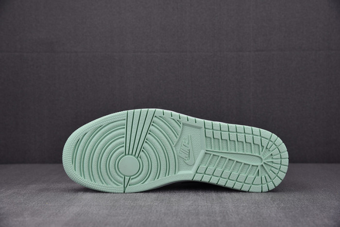 Air Jordan 1 Low “Tie-Dye”DM1199-100