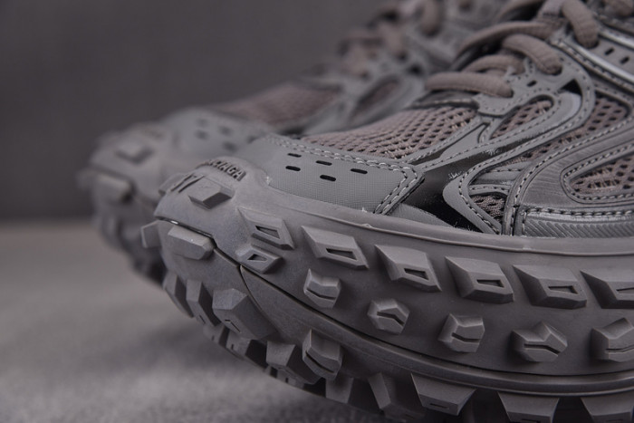 DEFENDER SNEAKER DS005