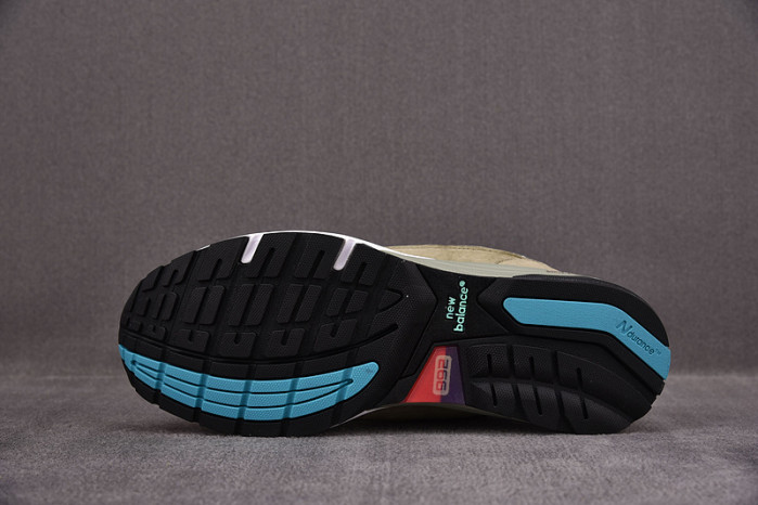 NEW BALANCE SNEAKER NB081