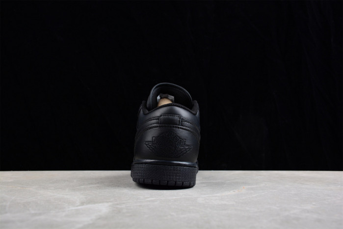 AIR JORDAN 1 LOW TRIPLE BLACK (2022) 553558-093