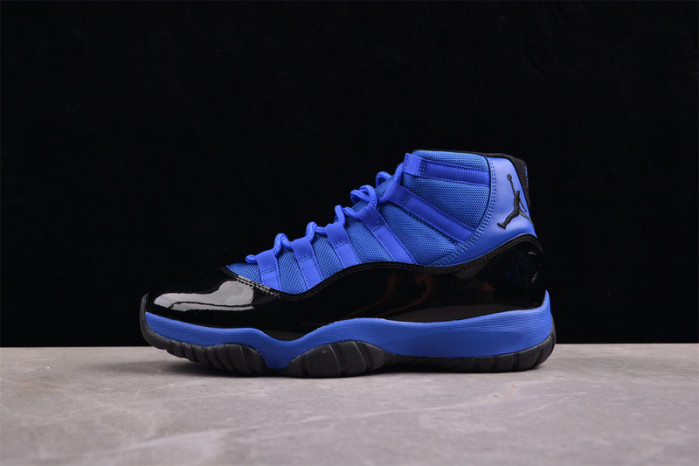 AIR JORDAN 11