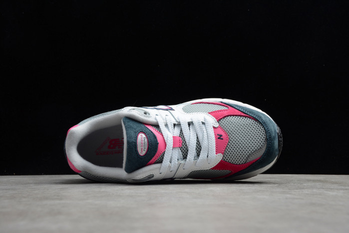 NEW BALANCE SNEAKER 006