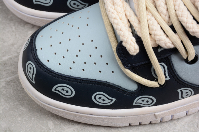 Nike SB Dunk Low "Retro" Vibe