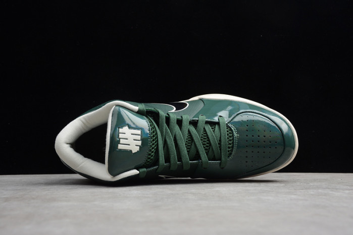 NIKE KOBE 4 PROTRO UNDEFEATED MILWAUKEE BUCKS CQ3869-301
