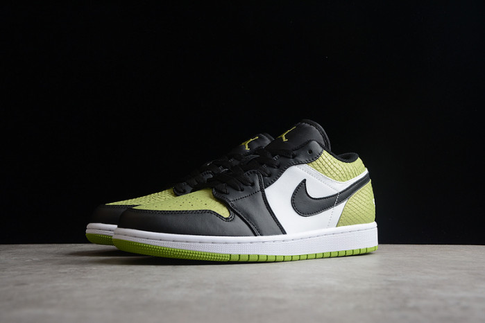 AIR JORDAN 1 LOW "VIVID GREEN SNAKESKIN