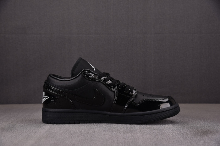 Air Jordan 1 Low “Black Croc” HJ7743-010