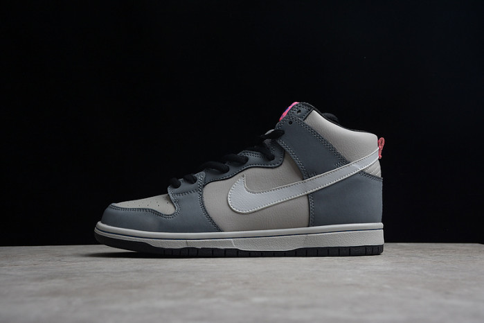 Nike SB Dunk High “Medium Grey” DJ9800-001