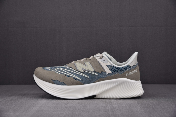 NEW BALANCE SNEAKER NB041