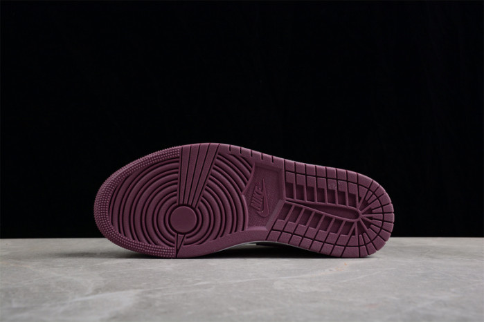 Jordan 1 Low Unity (W) DR8057-500