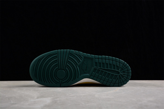 Nike Dunk Low SE Noble Green (Women