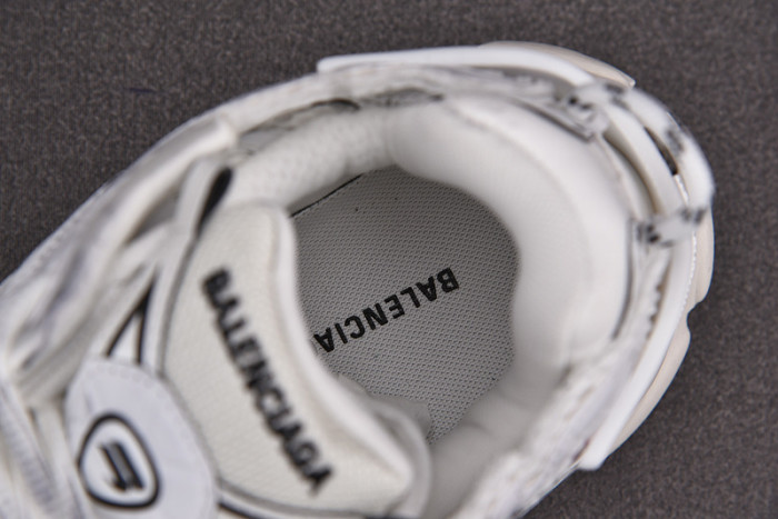 RUNNER SNEAKER RS009