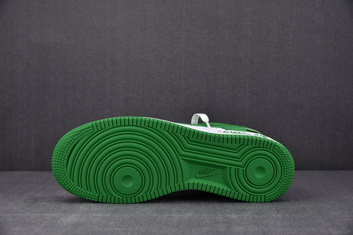 l**is V*t*n x nike air force la01