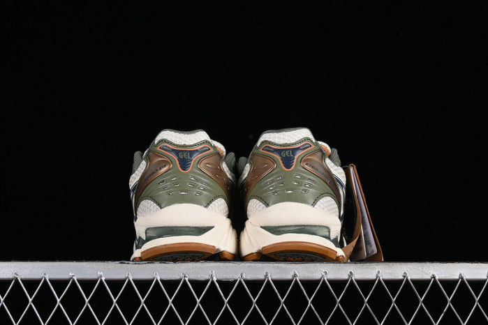 As*ic*s gel-kayano 14 1201a019-250