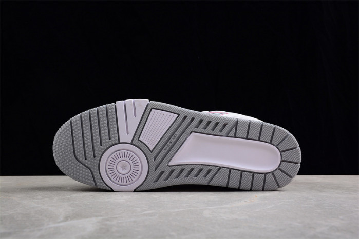 LV TRAINER SNEAKER LV-000551