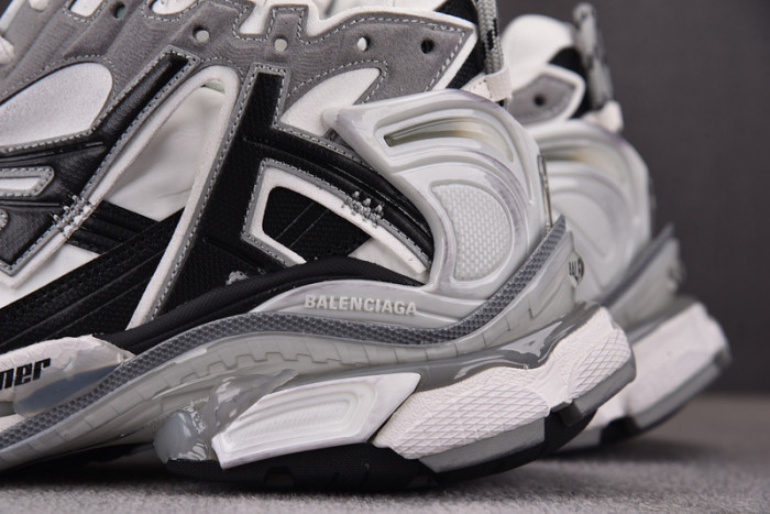 RUNNER SNEAKER RS106