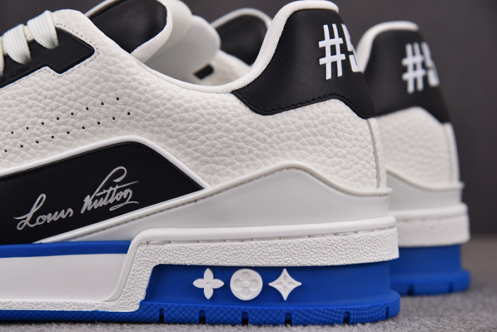 LV TRAINER SNEAKER LV-000562