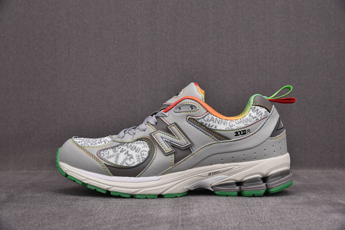 NEW BALANCE SNEAKER NB048