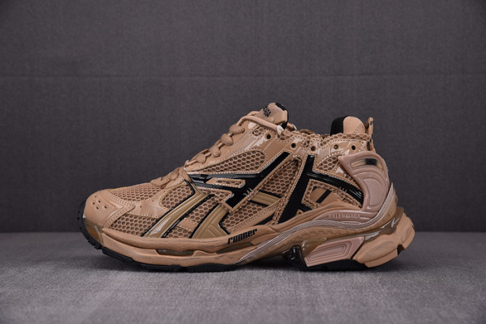 RUNNER SNEAKER RS011