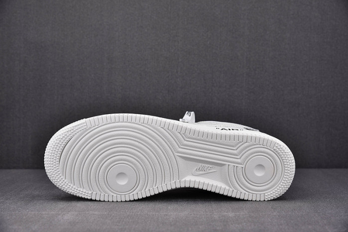 l**is V*t*n x nike air force la05