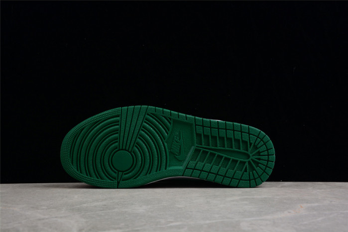 Air Jordan 1 Low “Christmas”