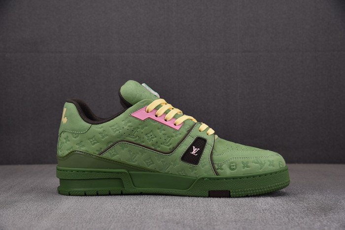 LV SNEAKER LV-000535