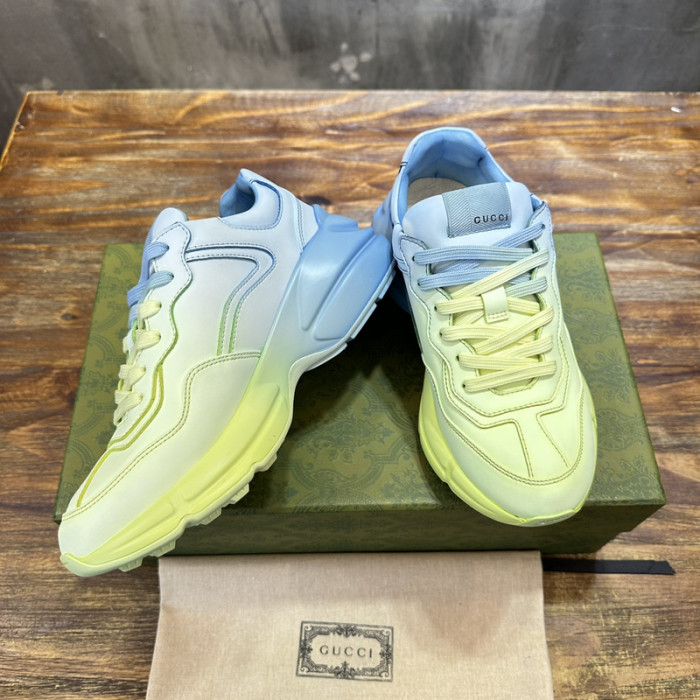 G*u*i* trainer sneaker135