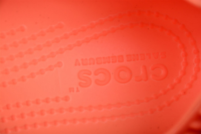 Cr*0*s x salehe bembury c00001