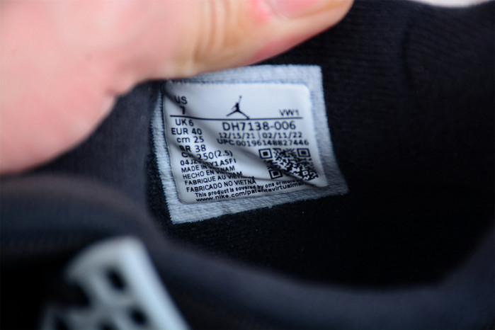 Air Jordan 4 “Black Canvas” DH7138-006