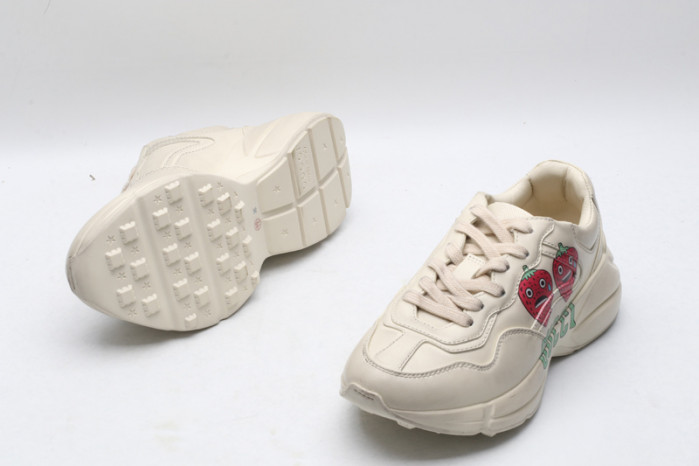 G*u*i* trainer sneaker106