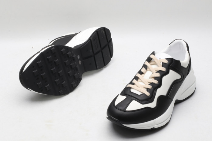 G*u*i* trainer sneaker110