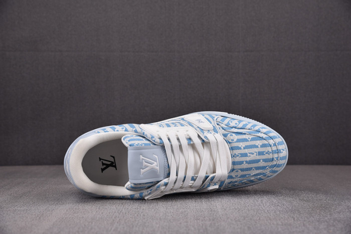 LV SNEAKER LV-000111